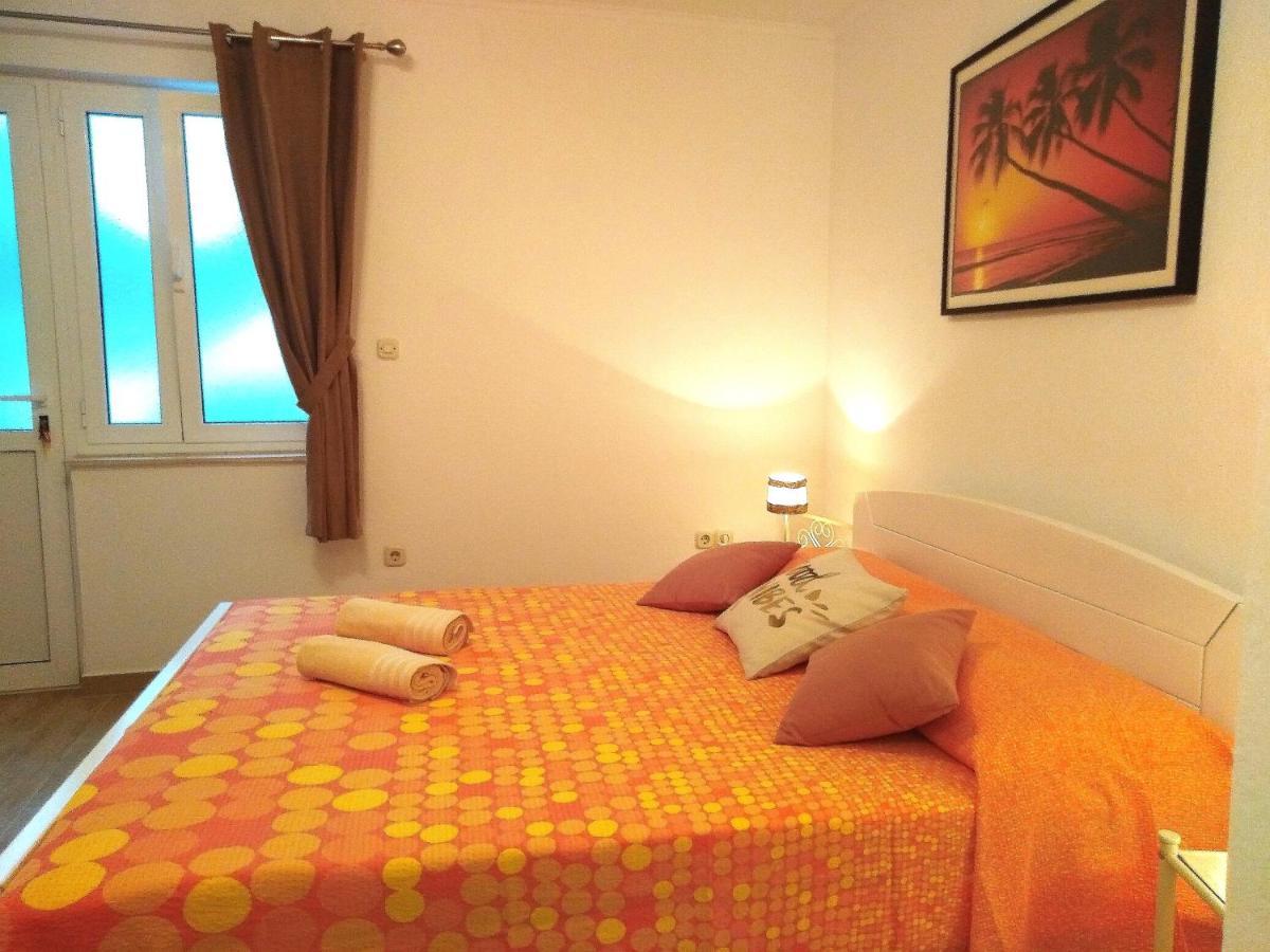 Apartments Green & Orange Hvar Town Exterior foto