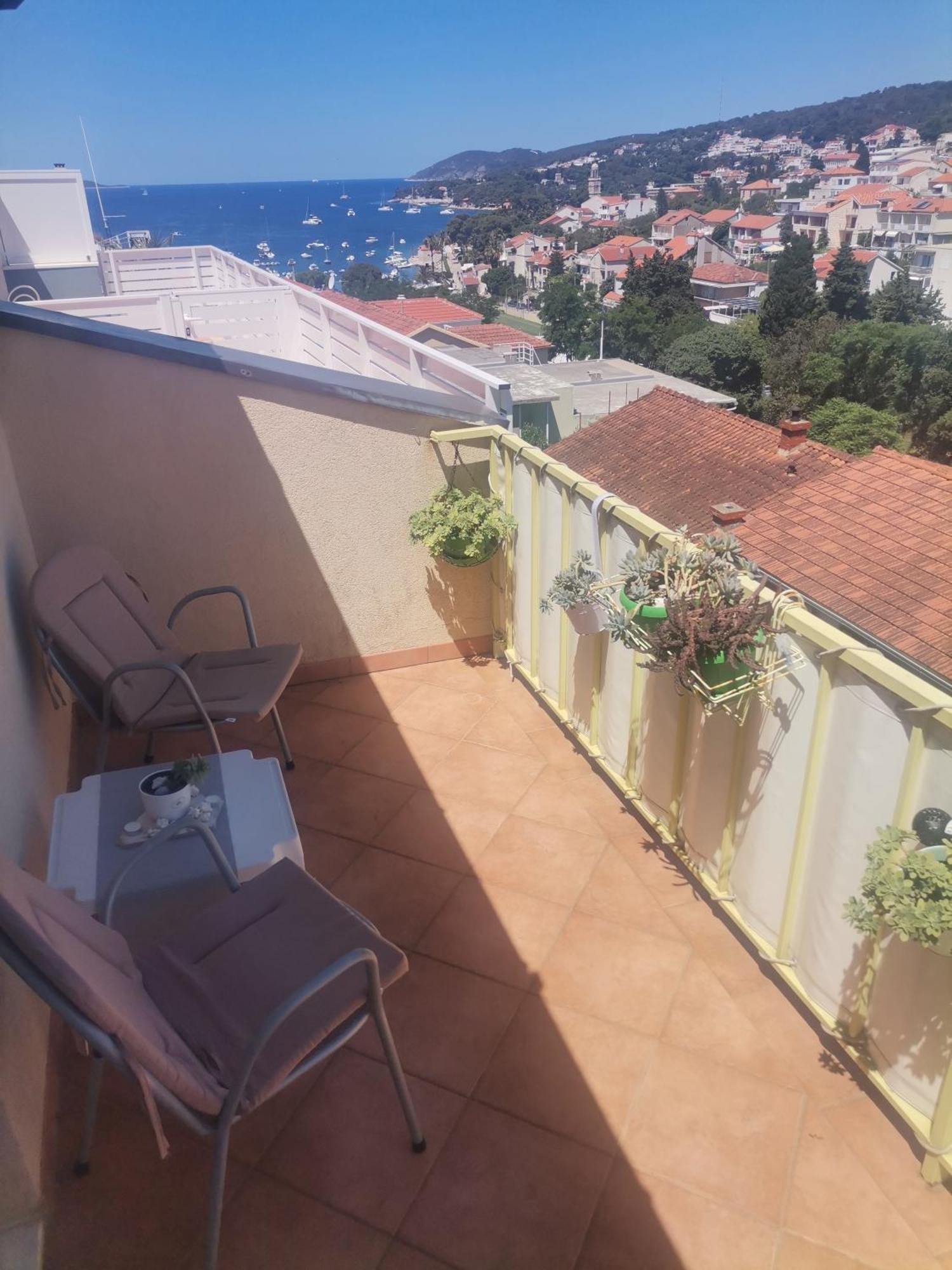 Apartments Green & Orange Hvar Town Exterior foto