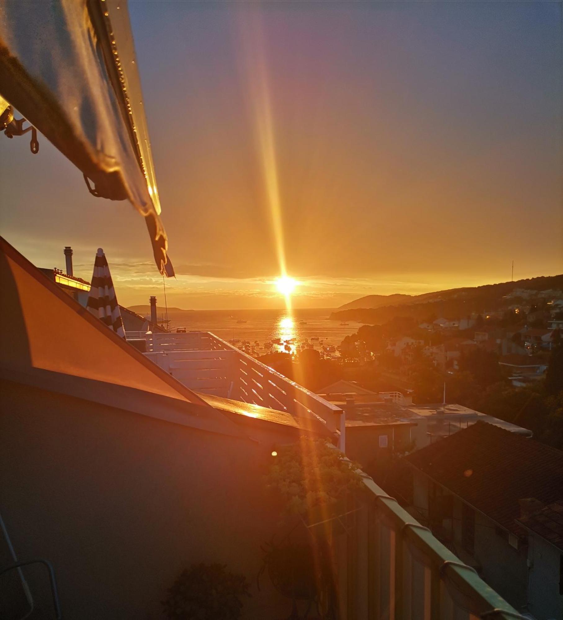 Apartments Green & Orange Hvar Town Exterior foto