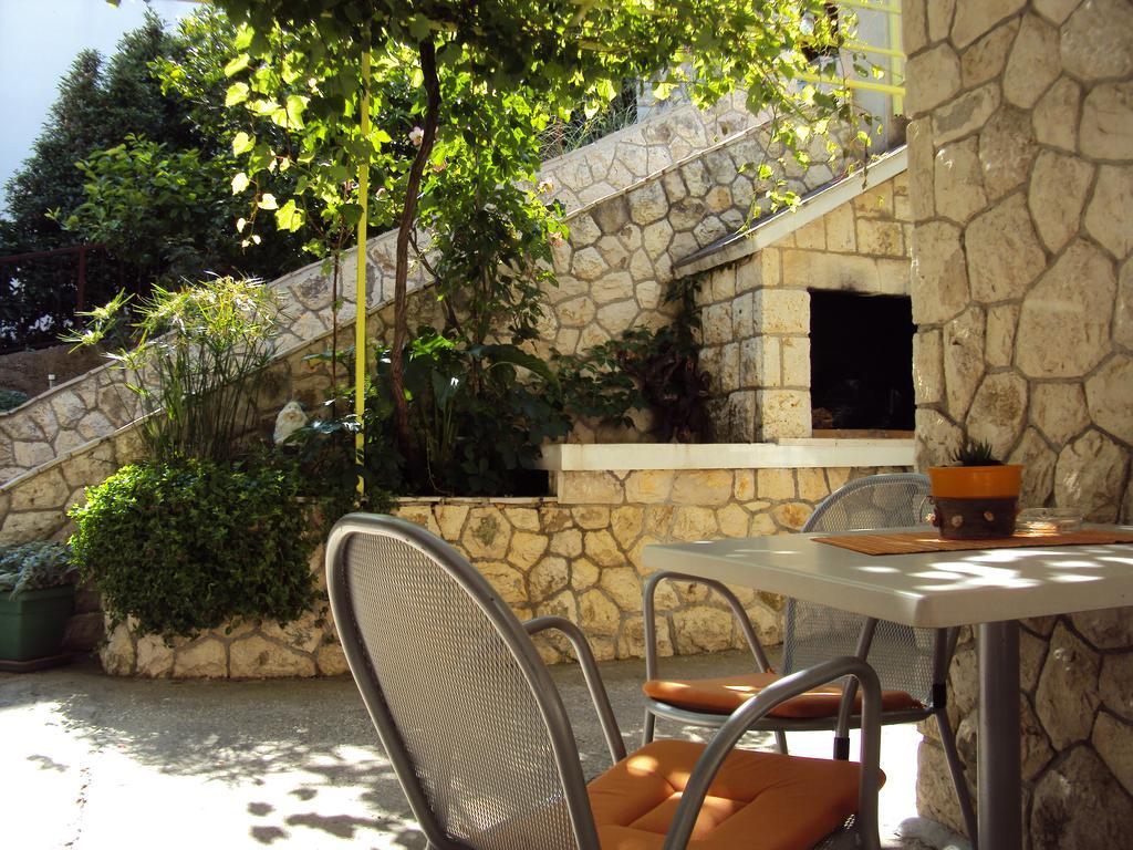 Apartments Green & Orange Hvar Town Exterior foto